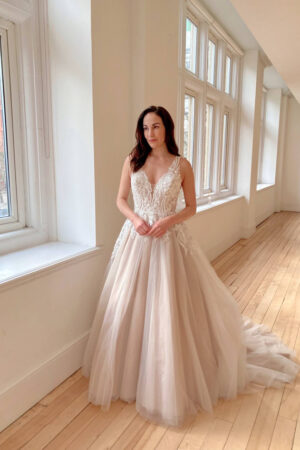 49967 - Overstock Price: $749